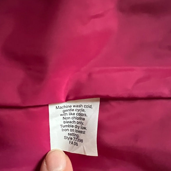 J crew pink puffer vest women’s small - Picture 3 of 5